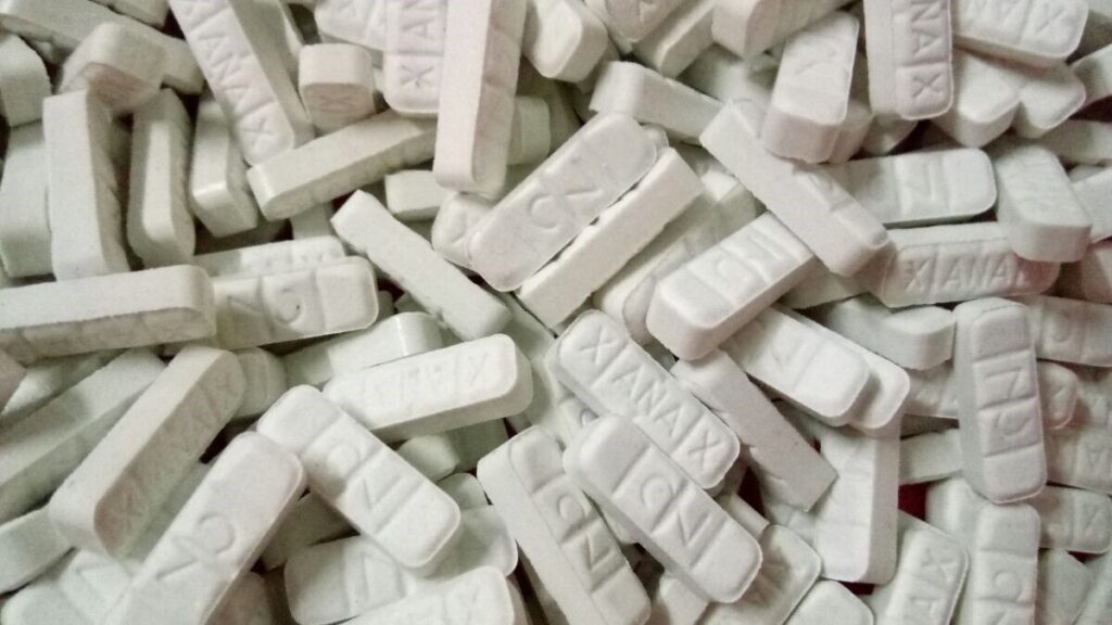 köp Alprazolam 2mg utan recept i Sverige,